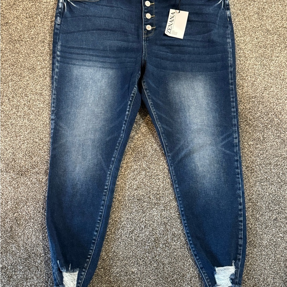 Zenana Button Fly Dark Wash Raw Hem Skinny Jeans – Size 36 NWT - Picture 2 of 6